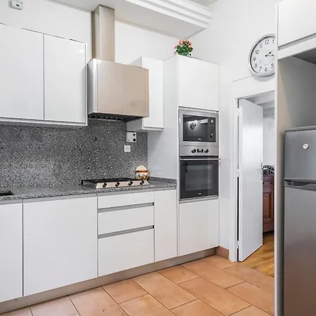 Louvre Chatelet Apartament *